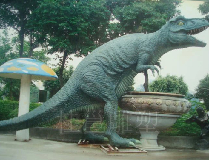 百色恐龙雕塑