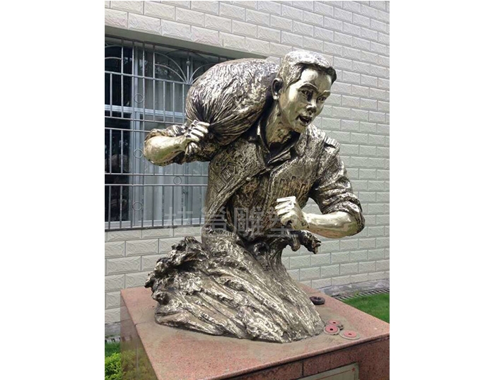 贺州战士雕像